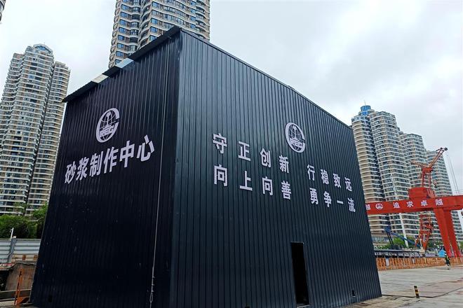 武汉地铁建设狠抓绿色施工电动抓斗砂浆中心齐上阵